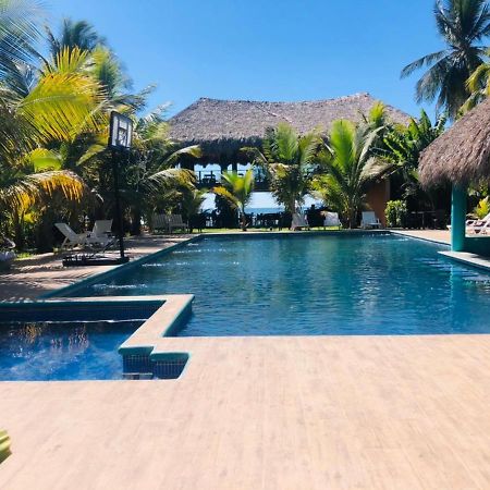 Sambo Mambo Beach Hotel エル・クコ エクステリア 写真