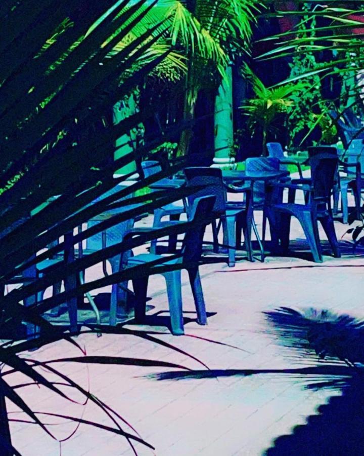 Sambo Mambo Beach Hotel エル・クコ エクステリア 写真